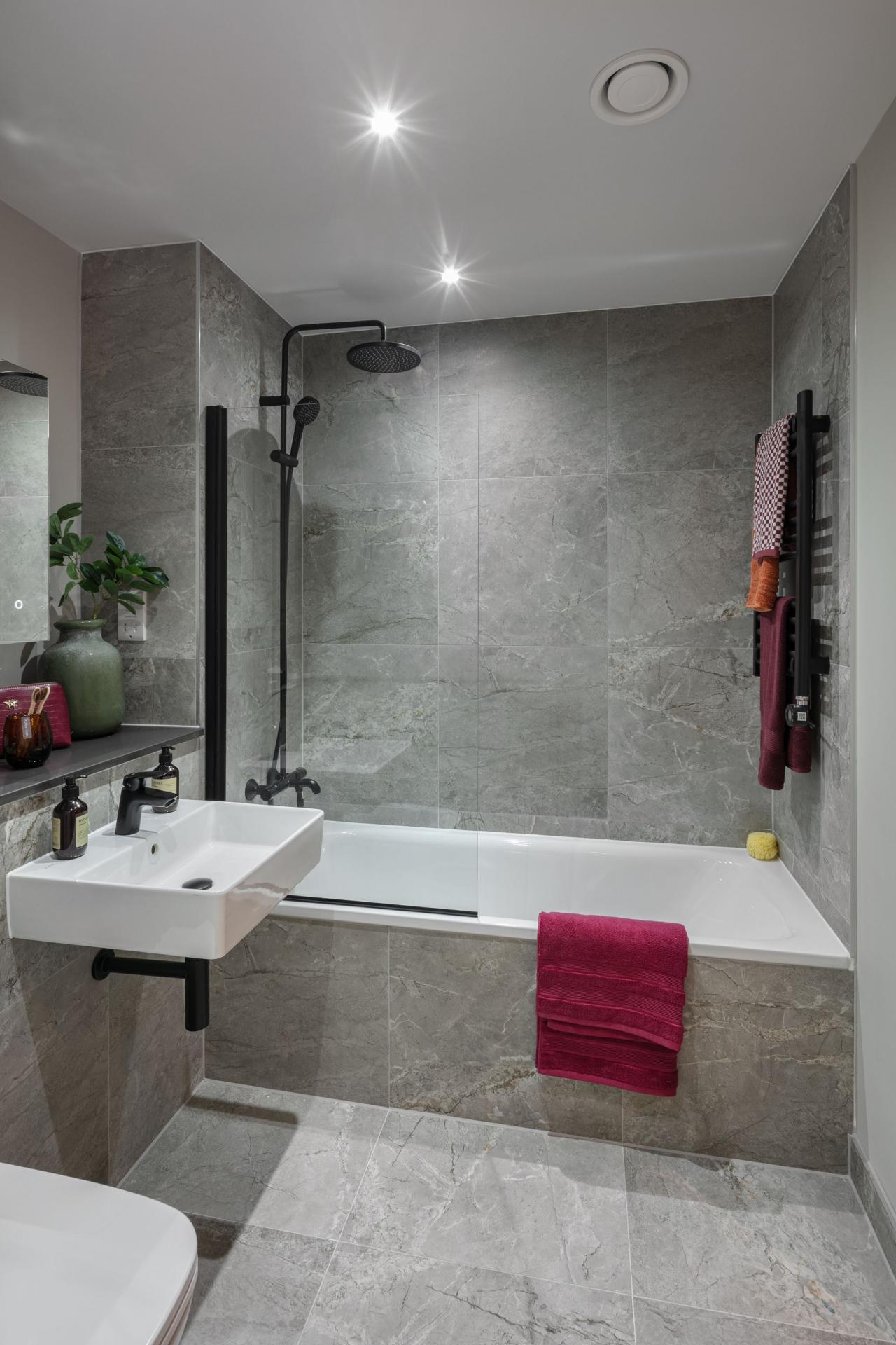 Apartment for sale with 3 bedrooms, Waterhouse Gardens, Dutton Street